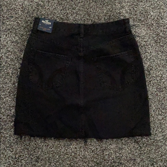 Hollister Black Ultra High-Rise Skirt (never worn) - Picture 1 of 4